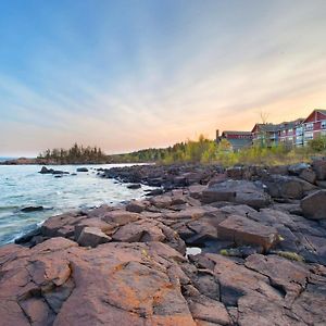 Cove Point Lodge